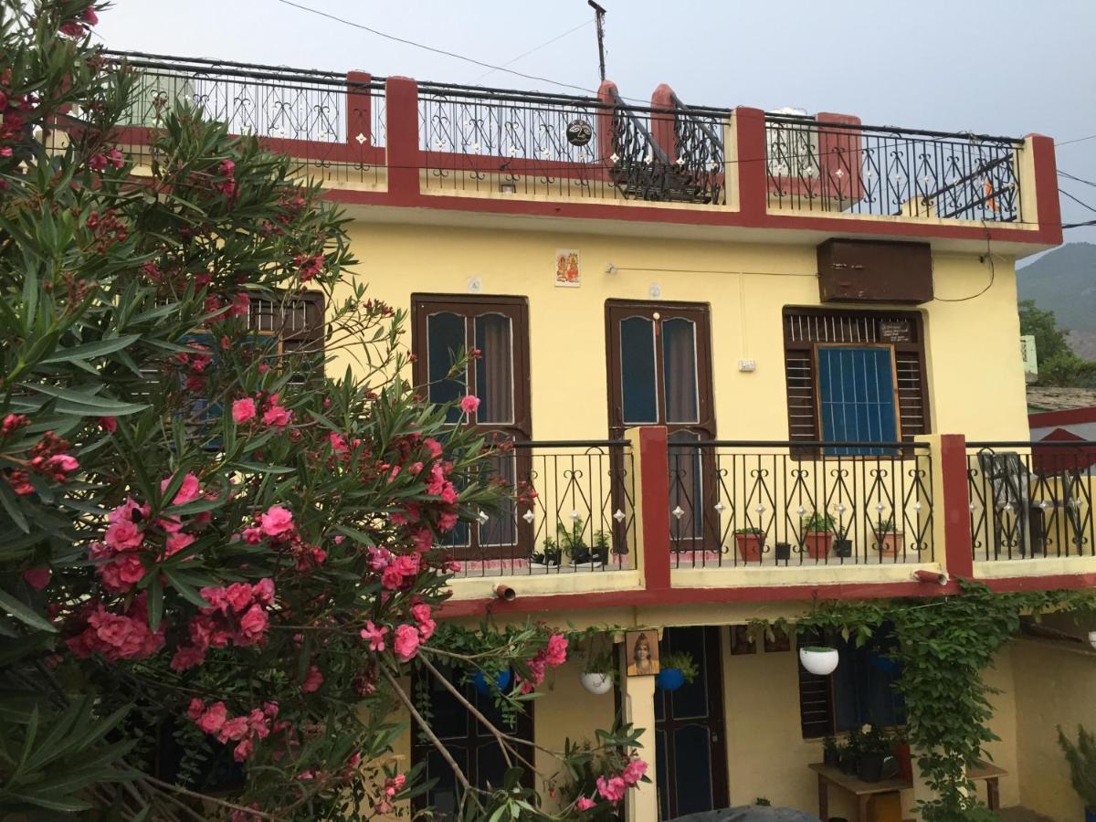 Dwarahat Katyuri Kings Divine Stay- Babaji'S Cave מראה חיצוני תמונה