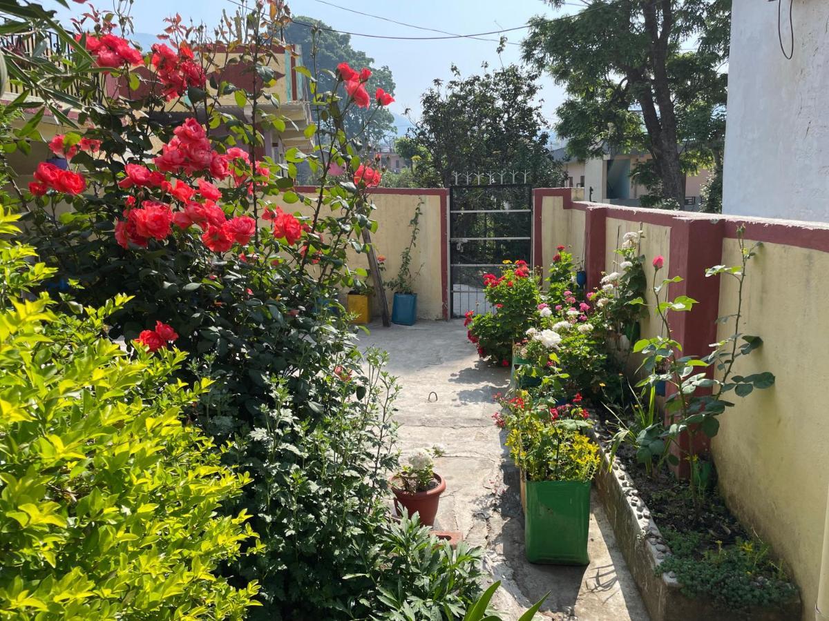 Dwarahat Katyuri Kings Divine Stay- Babaji'S Cave מראה חיצוני תמונה