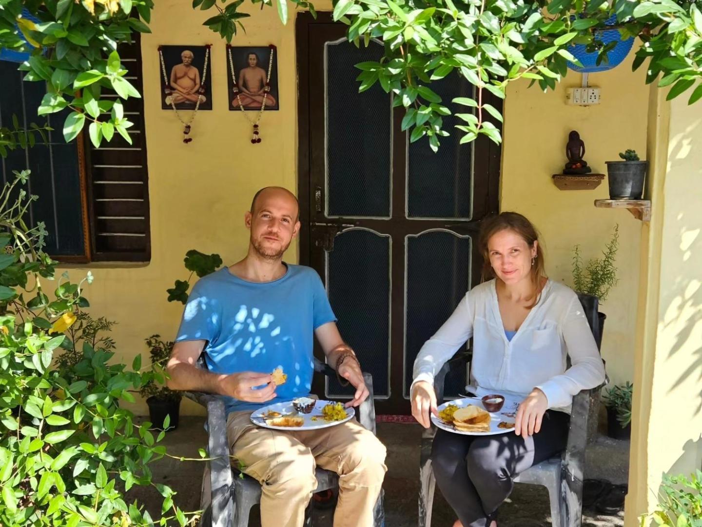 Dwarahat Katyuri Kings Divine Stay- Babaji'S Cave מראה חיצוני תמונה